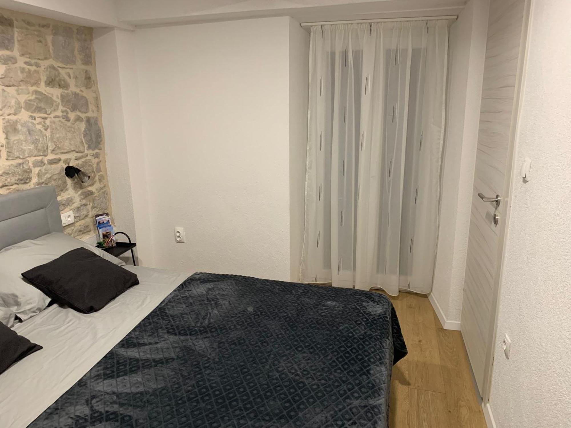 Apartman Blue Moon Split- Free Parking ภายนอก รูปภาพ