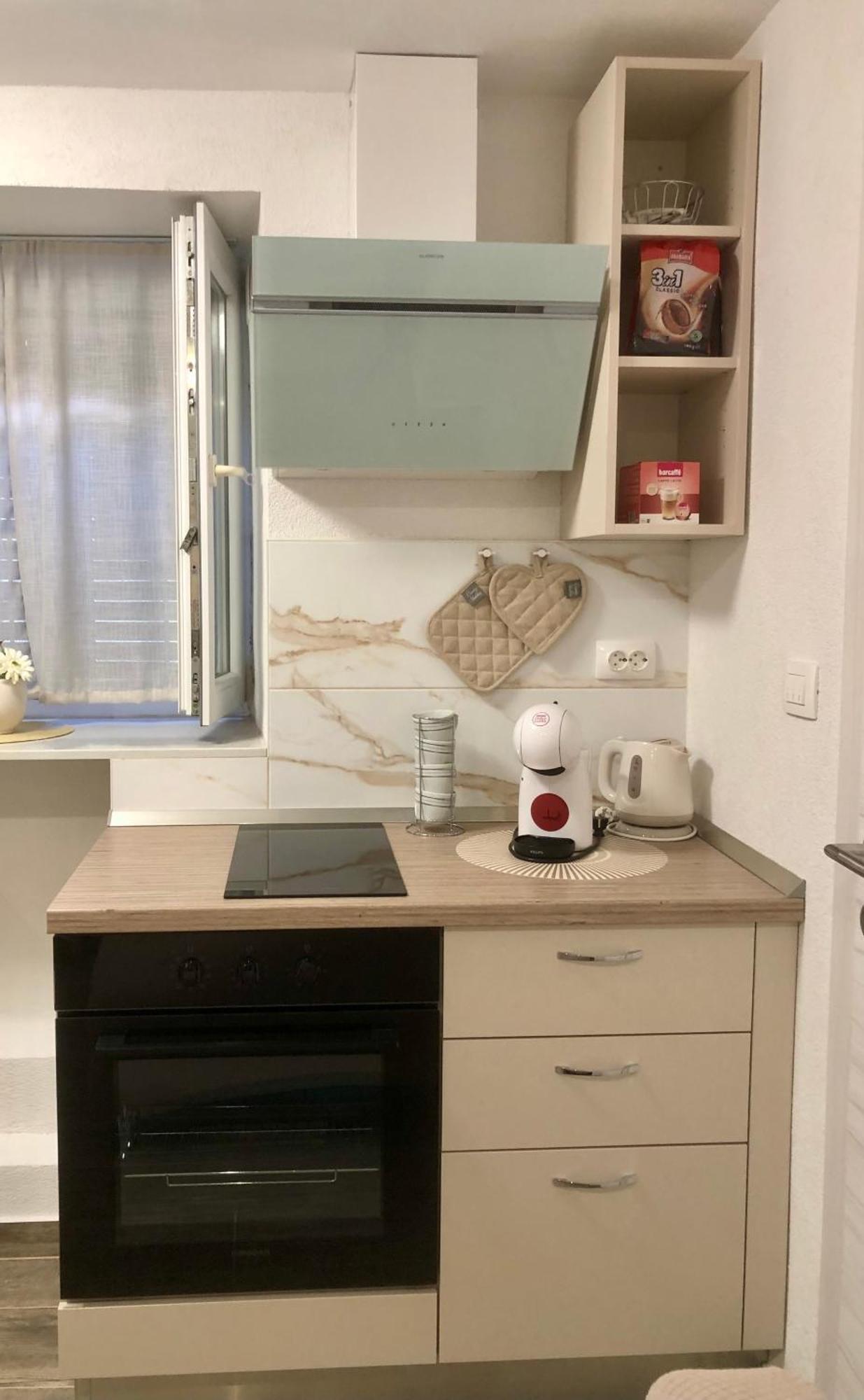 Apartman Blue Moon Split- Free Parking ภายนอก รูปภาพ