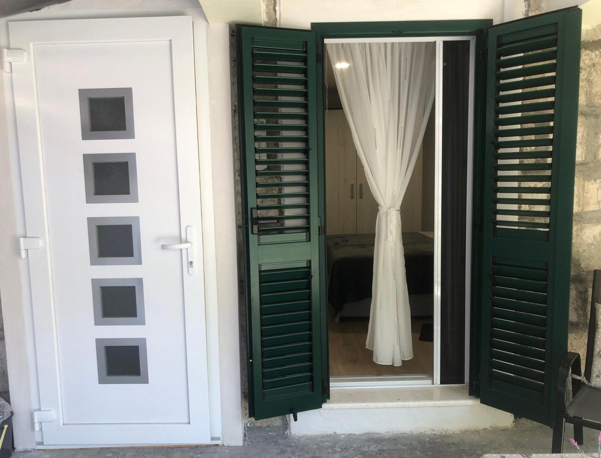 Apartman Blue Moon Split- Free Parking ภายนอก รูปภาพ